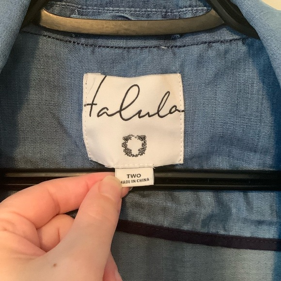 Aritzia Talula Tencel Lyocell/Cotton Open Denim Blazer Size 2 Fits Bigger - Picture 6 of 8